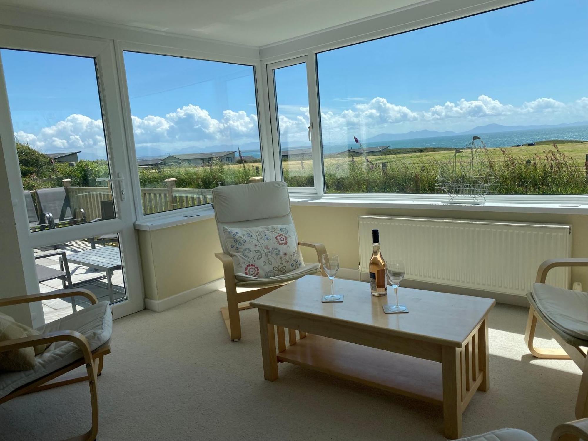 Amazing Sea Views, Short Walk To The Rhoscolyn